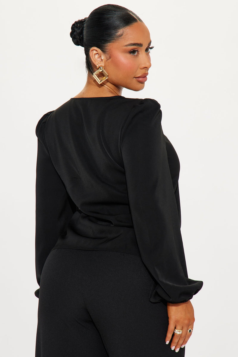 Blusa elegante Preta