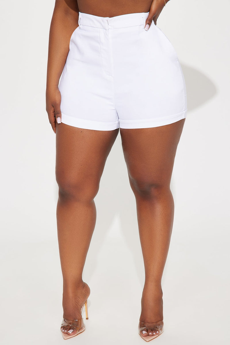 Short Mulher Rosa