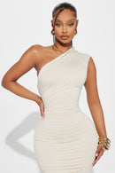 Vestido midi franzido com forro duplo